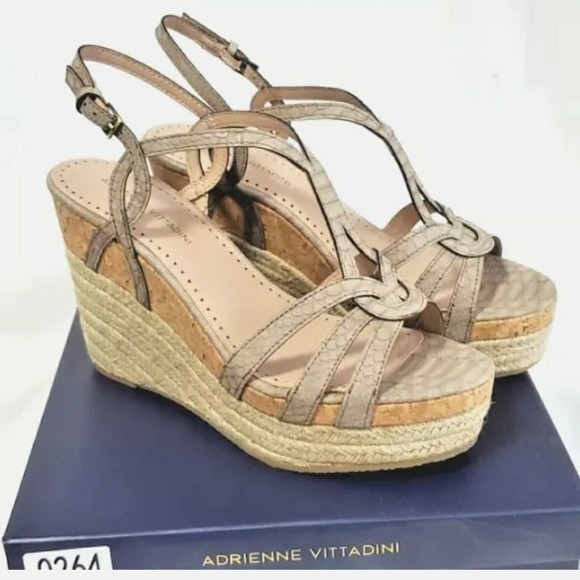 Adrienne Vittadini Wedge espadrille platform Sandals 9.5M Beige Taupe - Picture 2 of 7